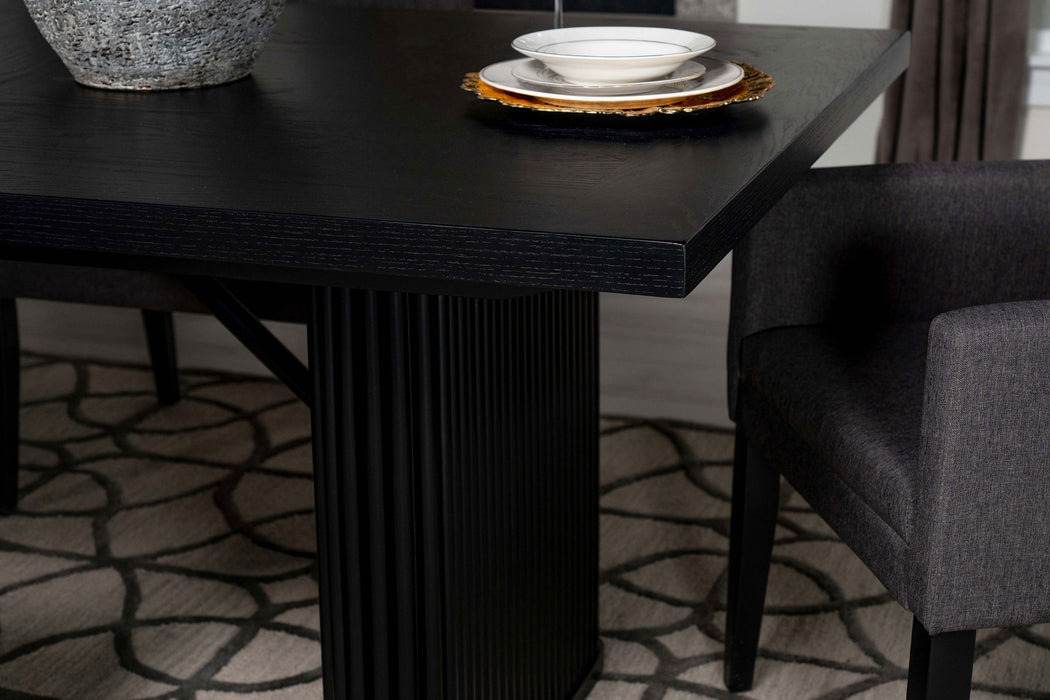 Catherine Dining Table - De Avenue Furniture