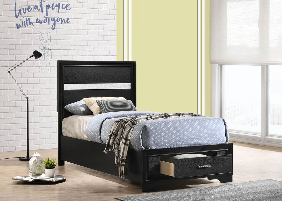 Miranda Panel Platform Storage Bed - De Avenue Furniture