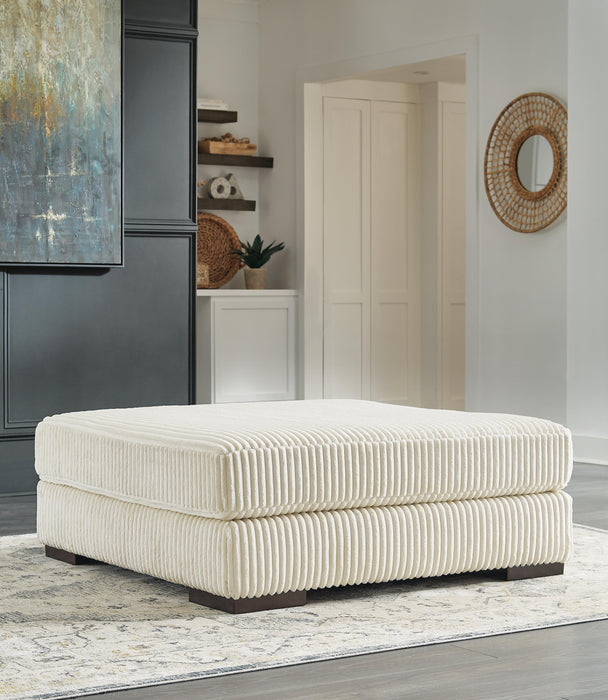 Lindyn Living Room Set - De Avenue Furniture