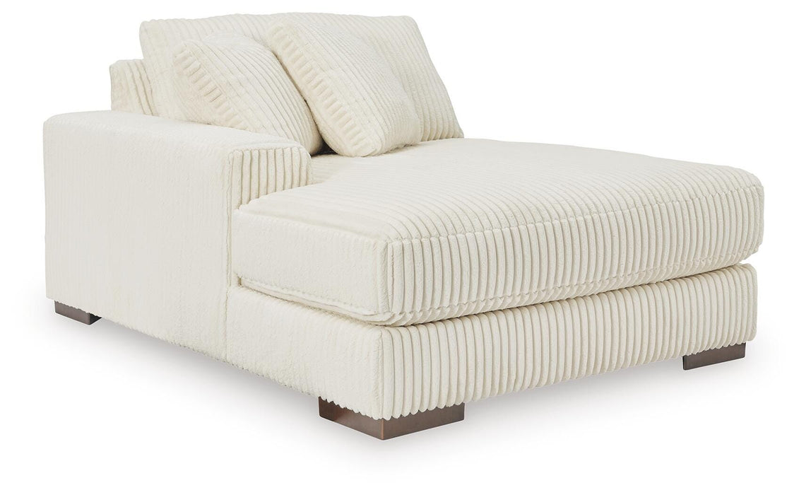 Lindyn Sectional with Chaise - De Avenue Furniture