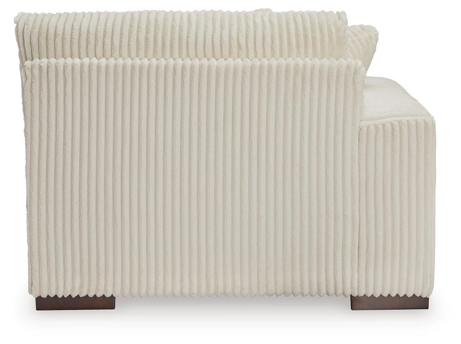 Lindyn Sectional with Chaise - De Avenue Furniture