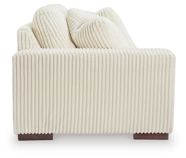 Lindyn Sectional - De Avenue Furniture