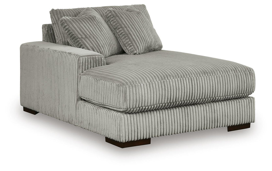 Lindyn Sectional with Double Chaise - De Avenue Furniture