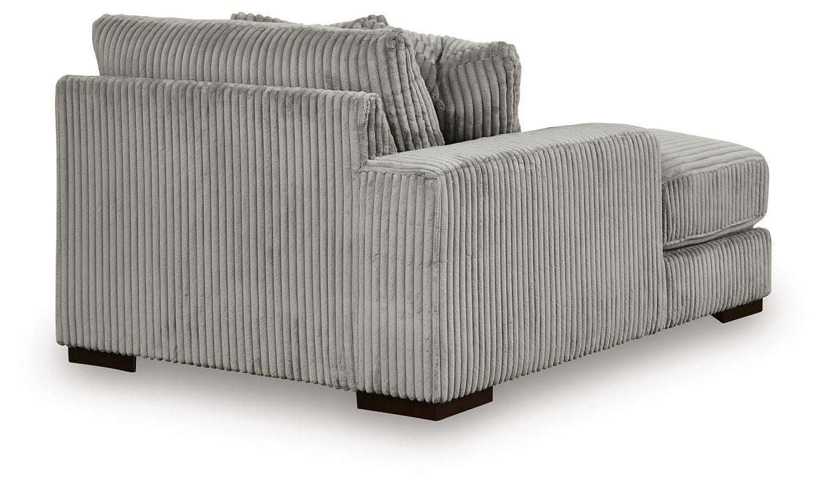 Lindyn Sectional with Double Chaise - De Avenue Furniture