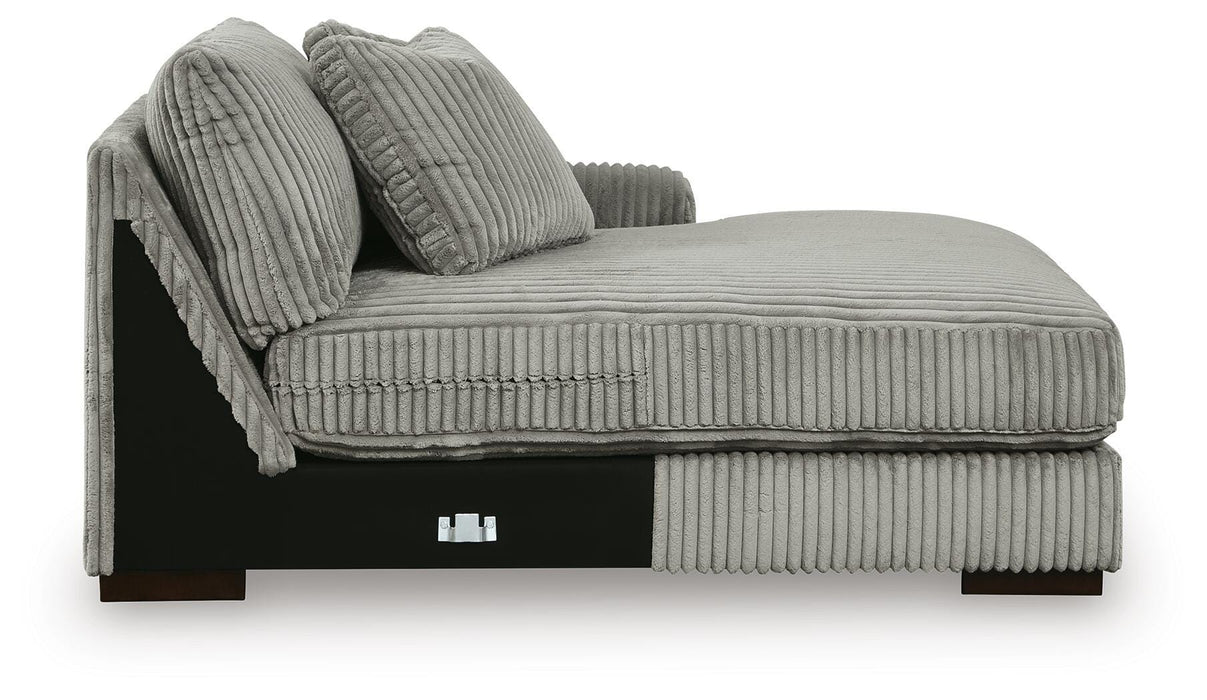 Lindyn Sectional with Double Chaise - De Avenue Furniture