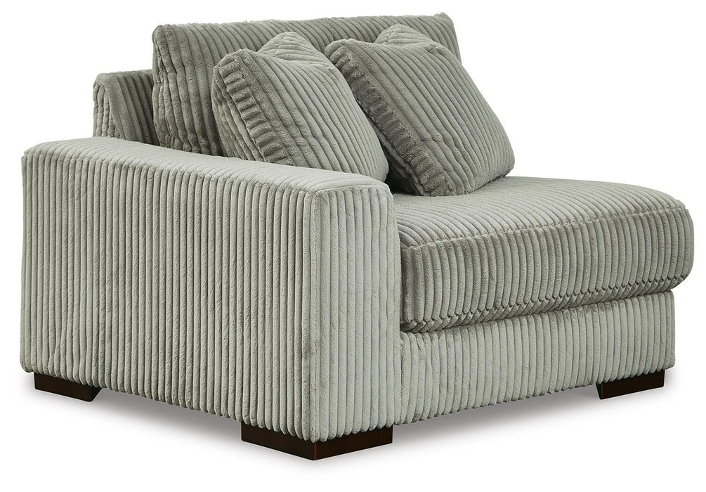 Lindyn Sectional Sofa - De Avenue Furniture