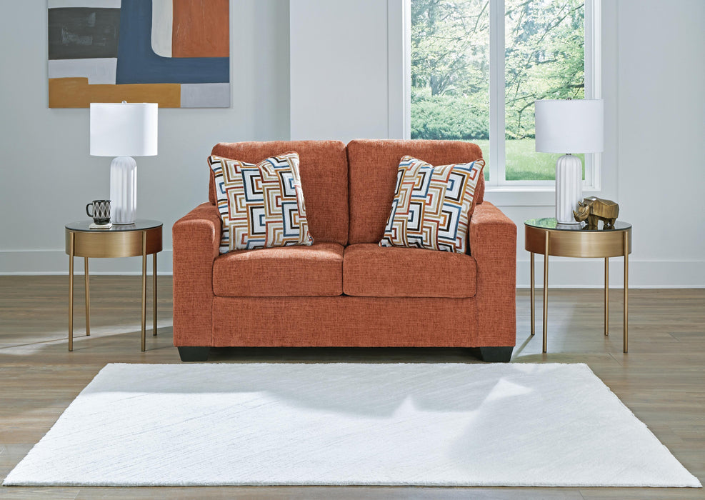 Aviemore Loveseat - De Avenue Furniture