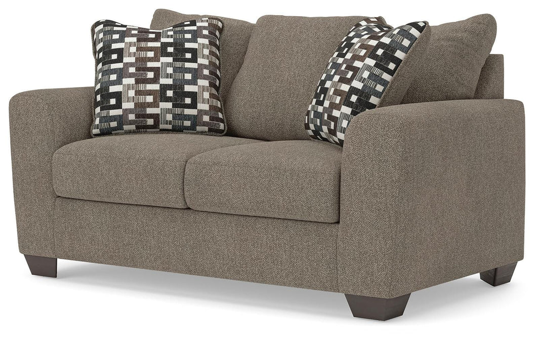 Triston-Peaks Loveseat - De Avenue Furniture