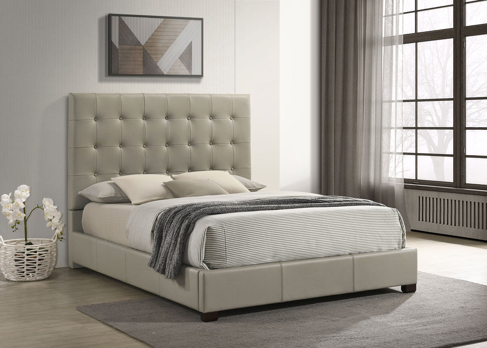 Medley Panel Platform Bed - De Avenue Furniture