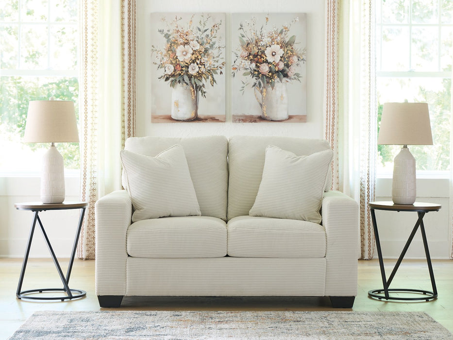Greenbriar Loveseat - De Avenue Furniture
