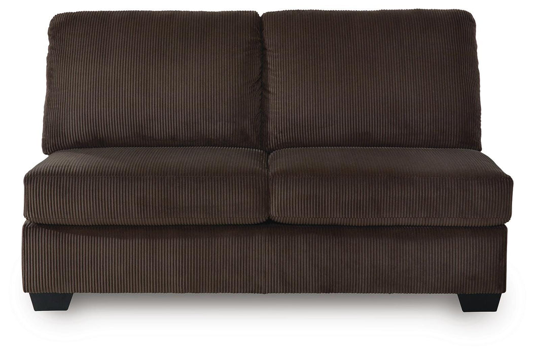 Kimlee Sectional with Chaise - De Avenue Furniture