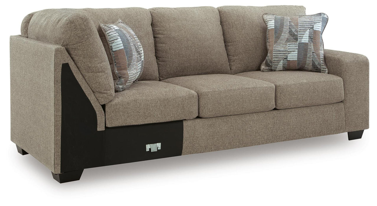 Newellen Sectional with Chaise - De Avenue Furniture