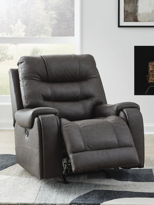 Femley Recliner - De Avenue Furniture