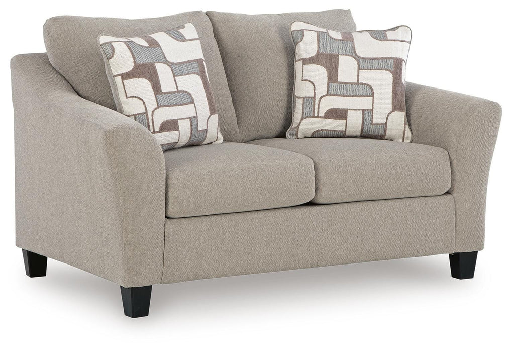 Willarae Loveseat - De Avenue Furniture