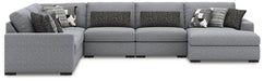 Bealton Sectional with Chaise - De Avenue Furniture