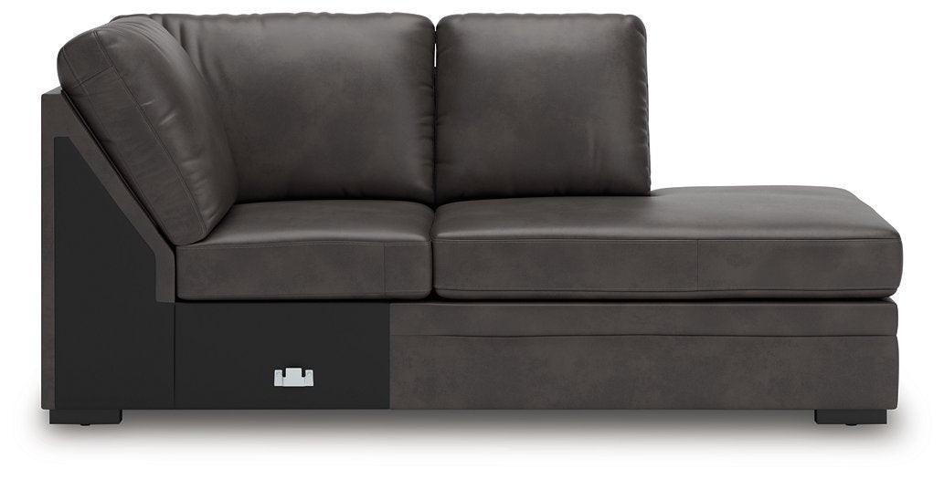 Lofton-Pike Sectional with Chaise - De Avenue Furniture