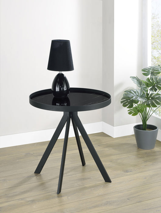 Briggs End Table - De Avenue Furniture