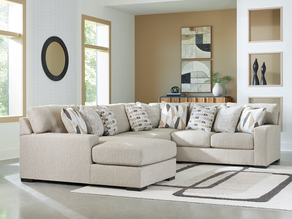 Laurelgrove Sectional with Chaise - De Avenue Furniture