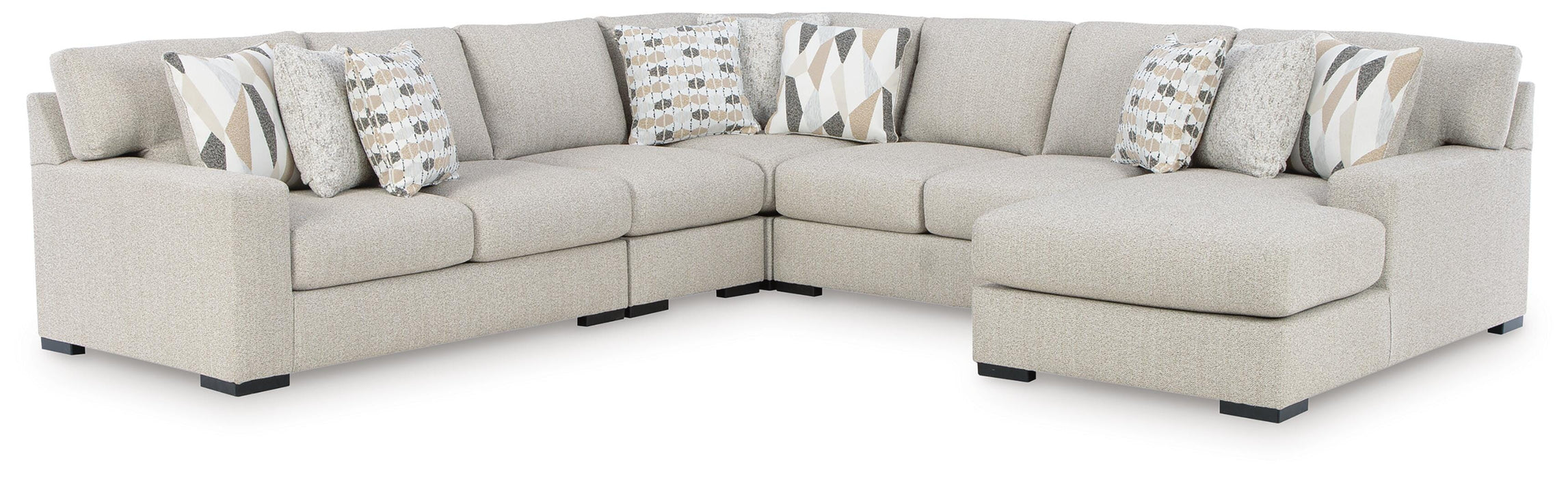 Laurelgrove Sectional with Chaise - De Avenue Furniture