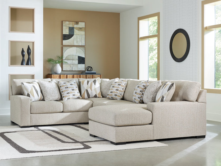 Laurelgrove Sectional with Chaise - De Avenue Furniture