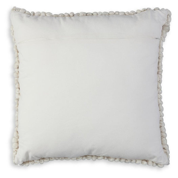 Aavie Pillow - De Avenue Furniture