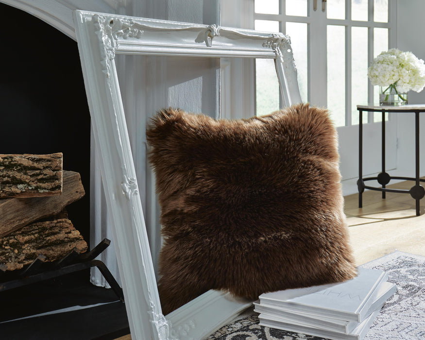 Bellethrone Pillow - De Avenue Furniture