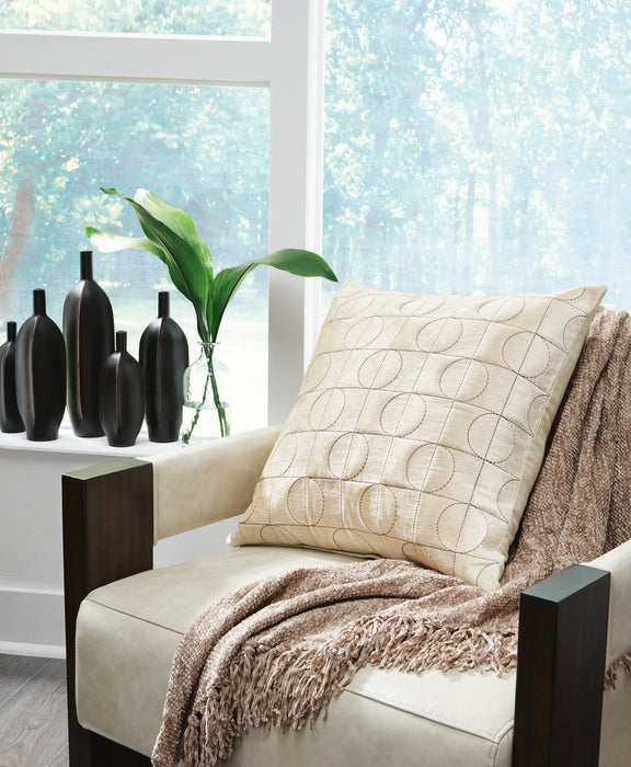 Kydner Pillow (Set of 4) - De Avenue Furniture
