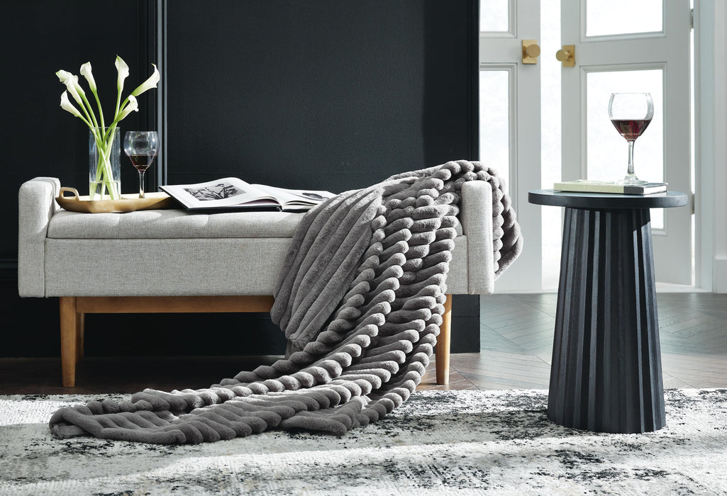 Alsonwell Throw - De Avenue Furniture