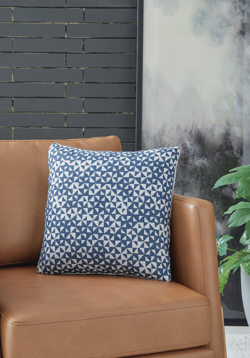 Jaycott Next-Gen Nuvella Pillow (Set of 4) - De Avenue Furniture
