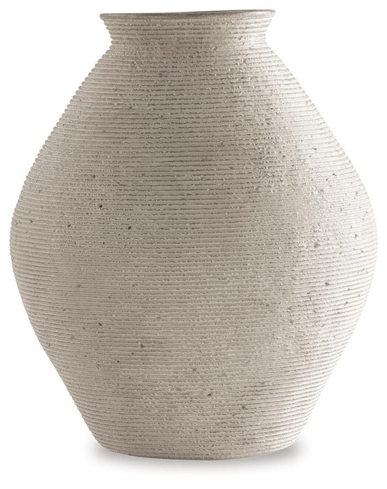 Hannela Vase - De Avenue Furniture