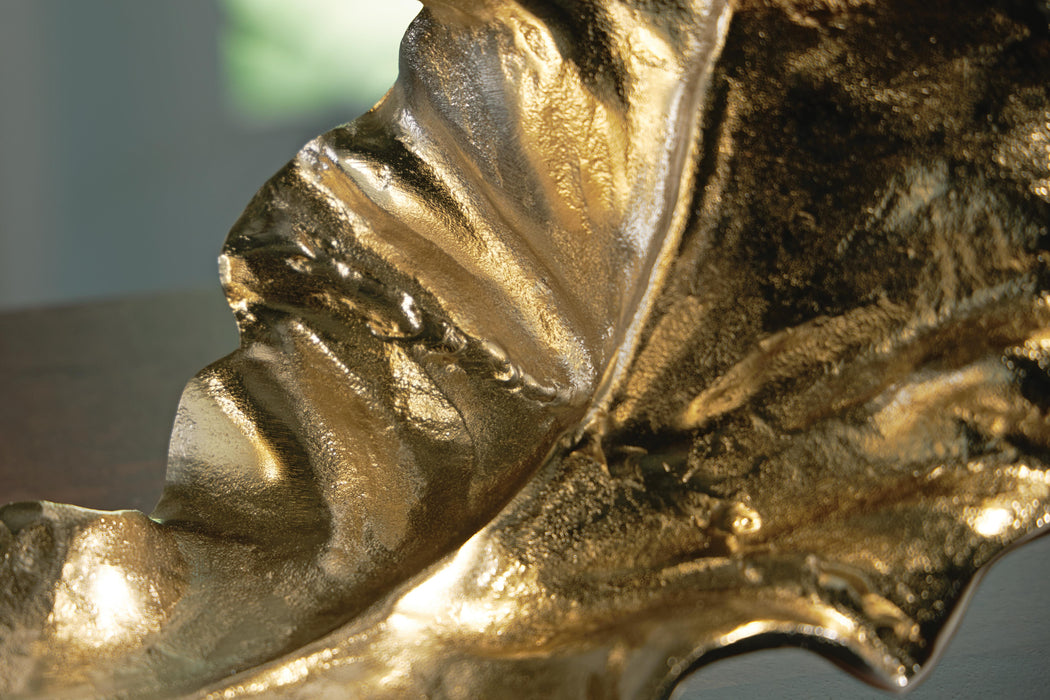 Darinsen Sculpture - De Avenue Furniture