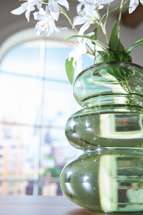 Renethorne Vase - De Avenue Furniture