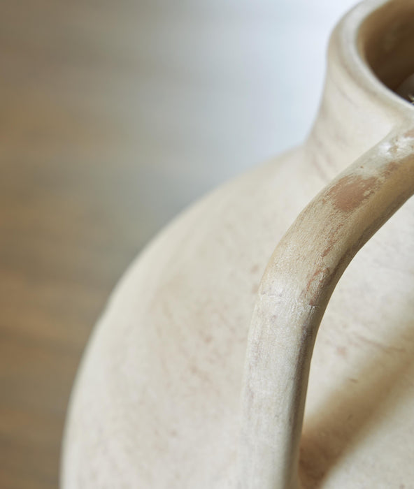 Justy Vase - De Avenue Furniture
