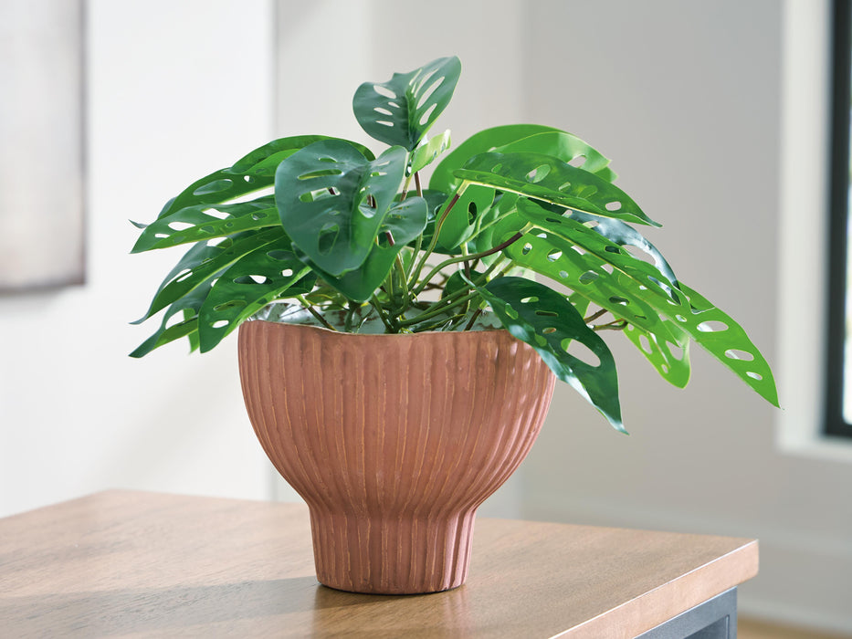 Orban Vase - De Avenue Furniture