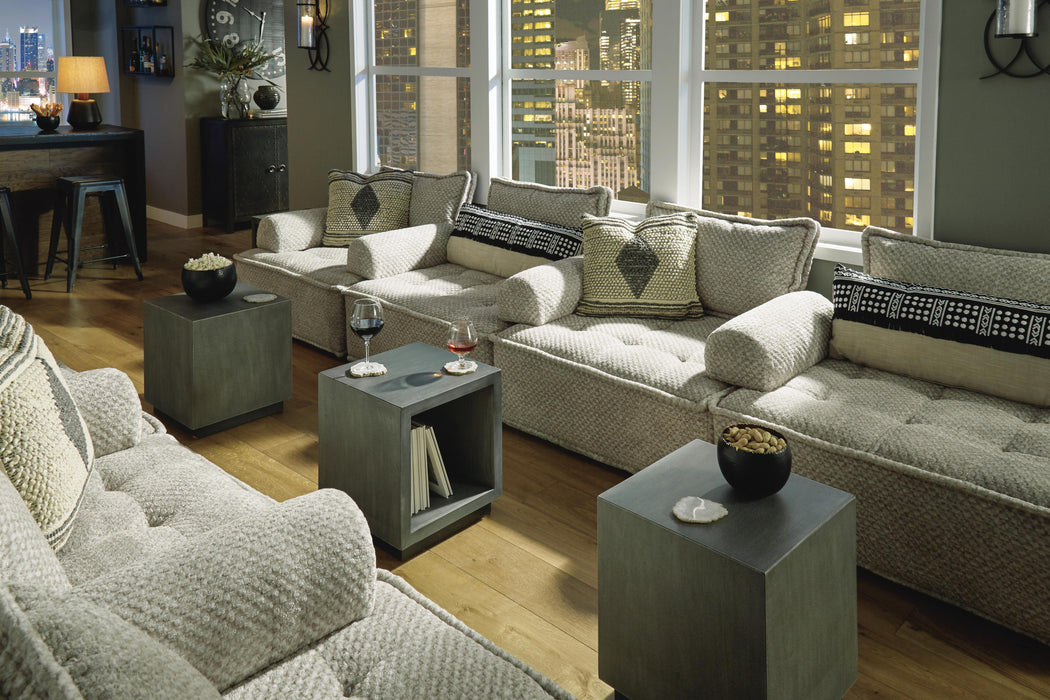 Bales Accent Chair - De Avenue Furniture