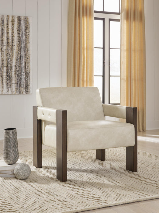 Adlanlock Accent Chair - De Avenue Furniture