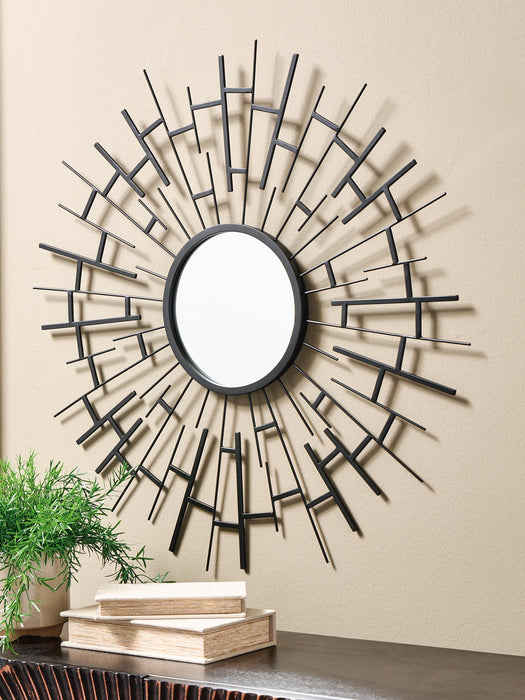 Garrenworth Accent Mirror - De Avenue Furniture