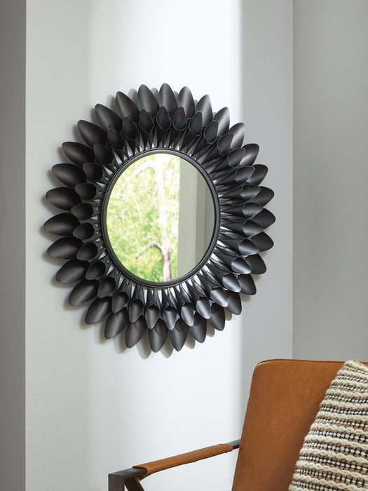 Ryenmour Accent Mirror - De Avenue Furniture