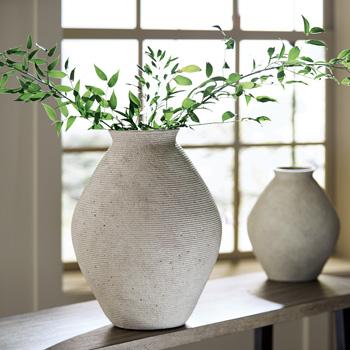 Hannela Vase - De Avenue Furniture