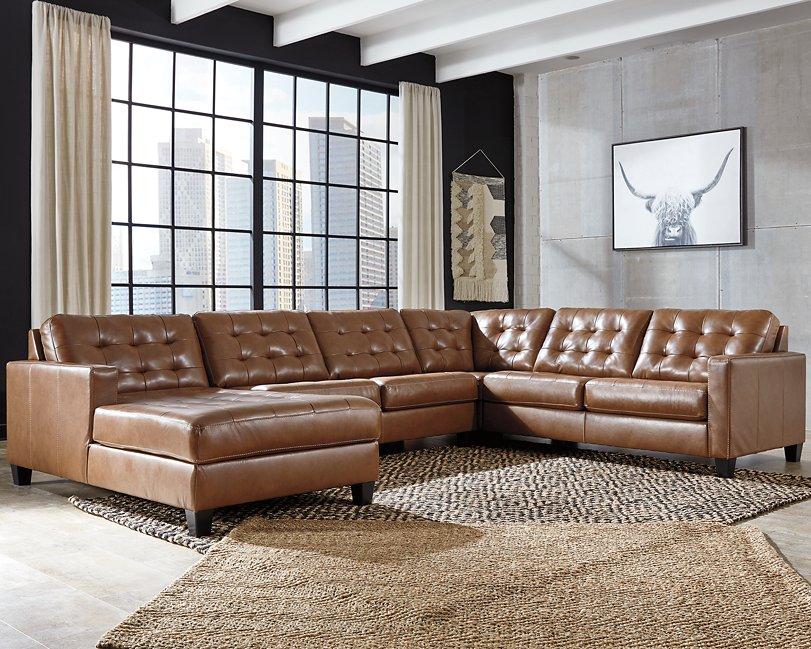 Baskove Sectional with Chaise - De Avenue Furniture