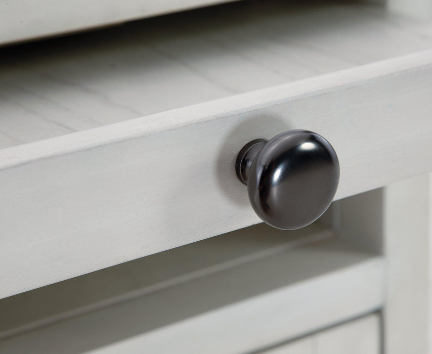 Treytown Chairside End Table - De Avenue Furniture