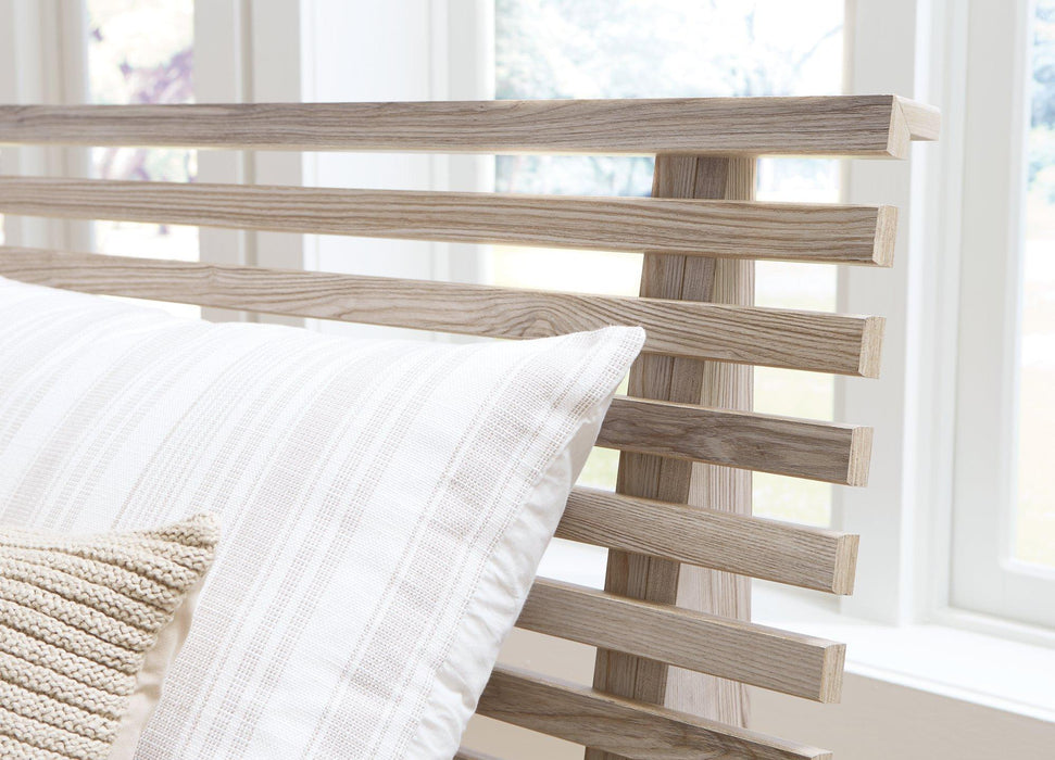 Hasbrick Bed - De Avenue Furniture