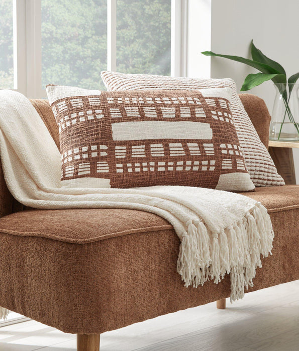 Ackford Pillow - De Avenue Furniture