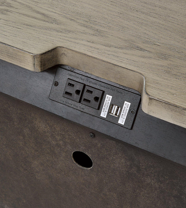 Foyland Bedroom Set - De Avenue Furniture