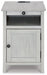 Treytown Chairside End Table - De Avenue Furniture