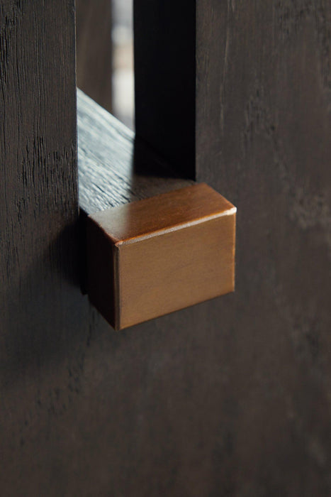 Burkhaus End Table - De Avenue Furniture