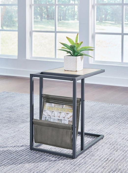 Freslowe Chairside End Table - De Avenue Furniture