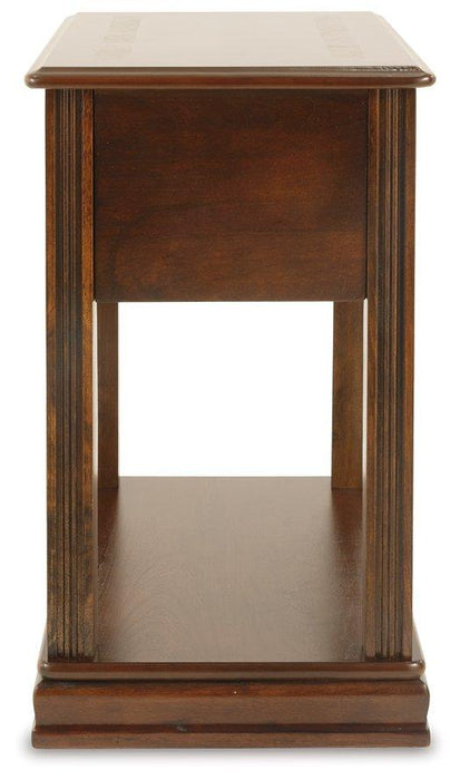 Breegin Chairside End Table - De Avenue Furniture