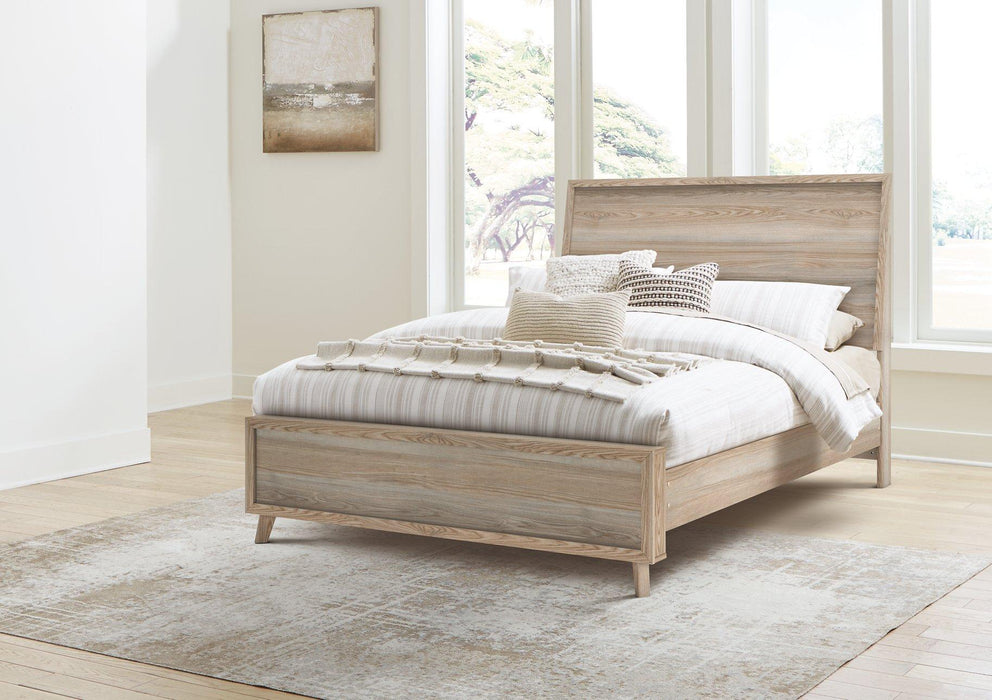 Hasbrick Queen Bedroom Set - De Avenue Furniture