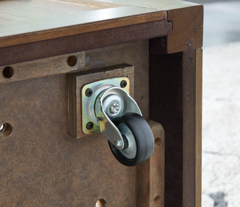 Boardernest Coffee Table with 4 Stools - De Avenue Furniture